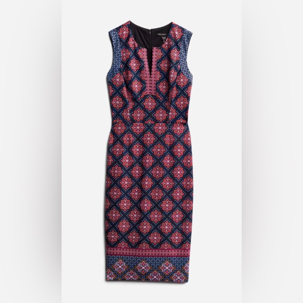 NWT. Maggie London Tatum Scuba Knit Dress